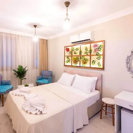 Hotel Mavi Ege Butik *